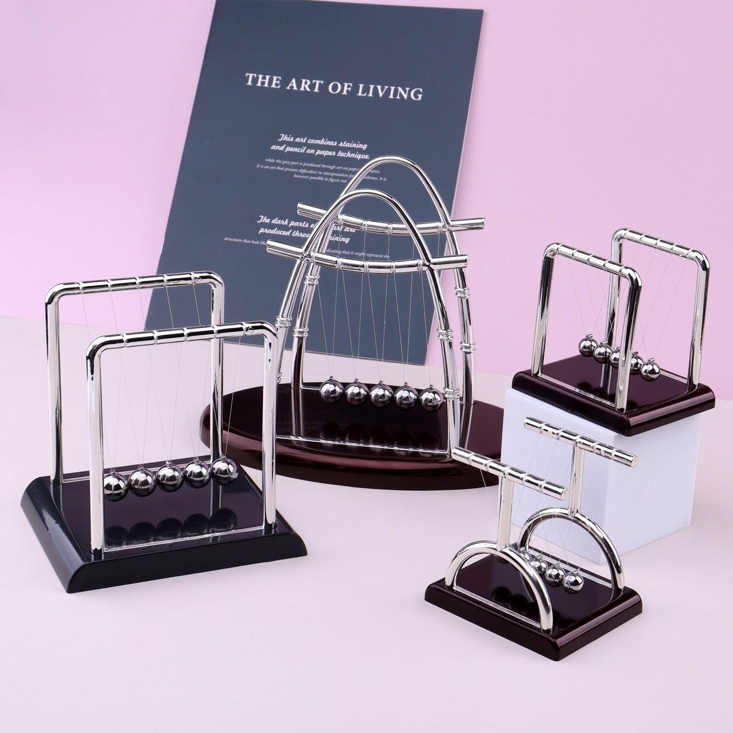 Newton's Cradle Desk Decor