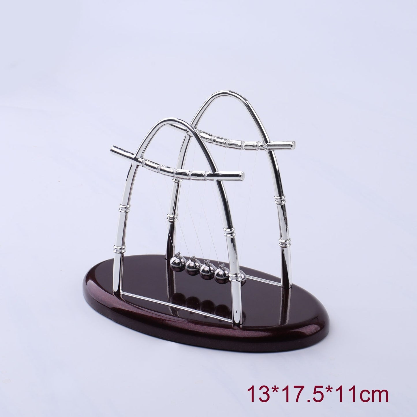 Newton's Cradle Desk Decor