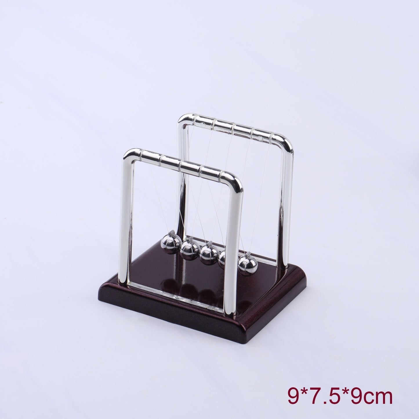 Newton's Cradle Desk Decor