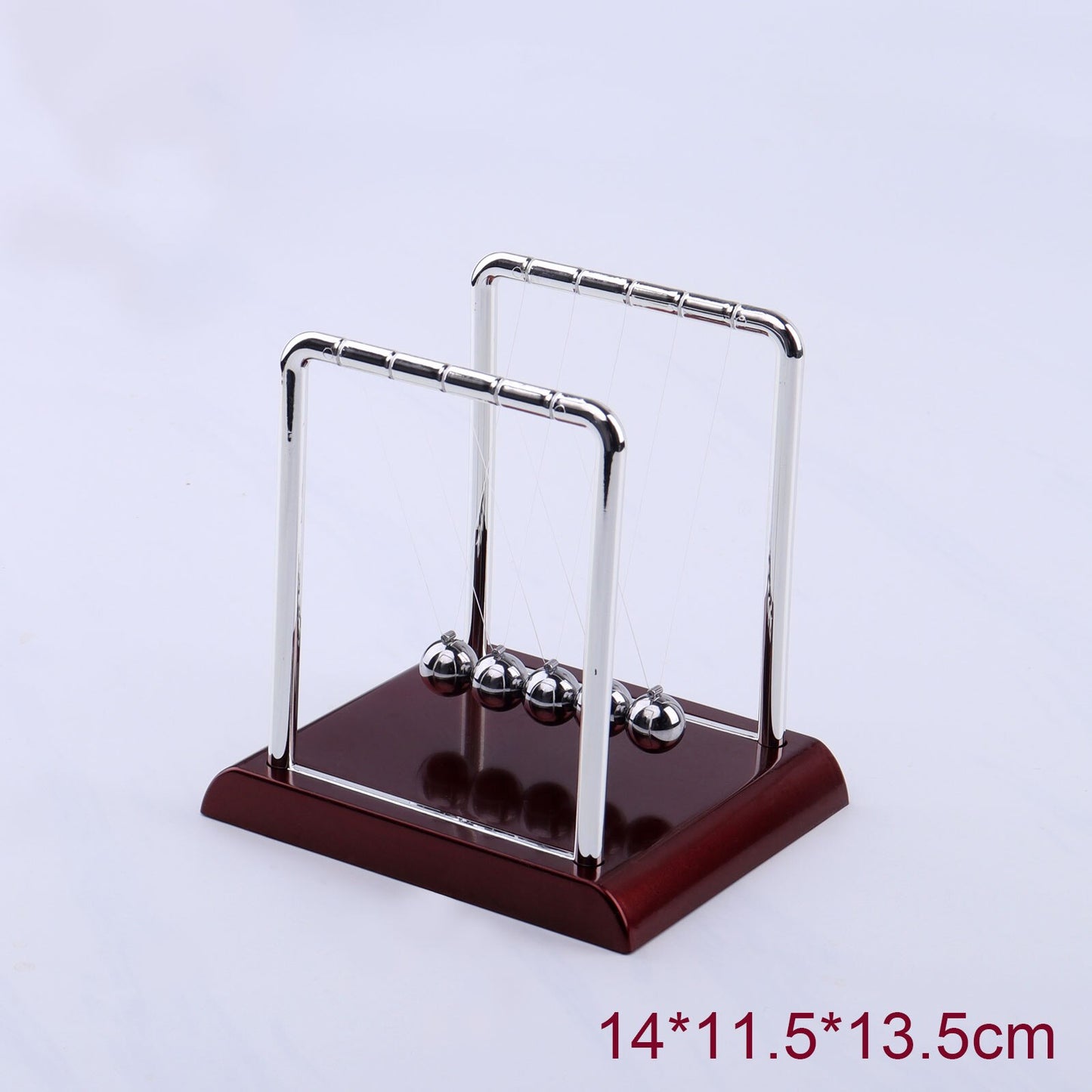 Newton's Cradle Desk Decor