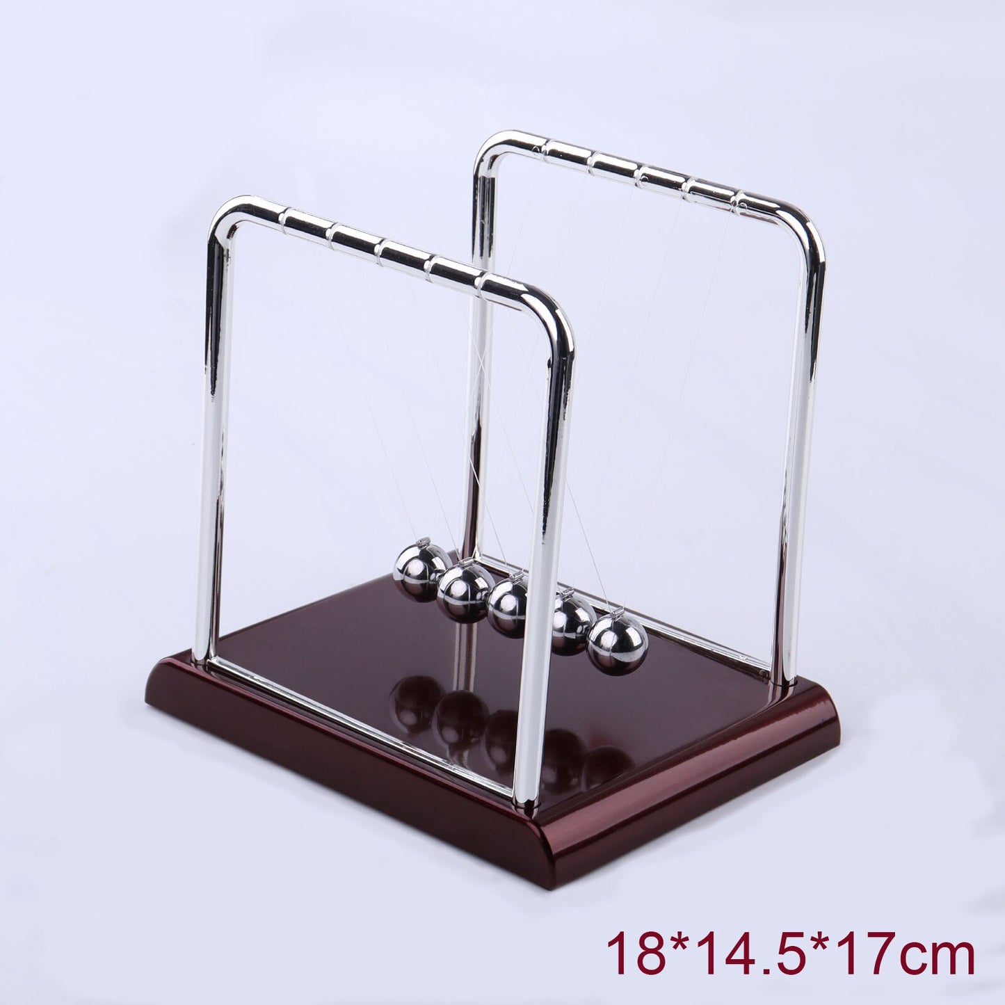 Newton's Cradle Desk Decor